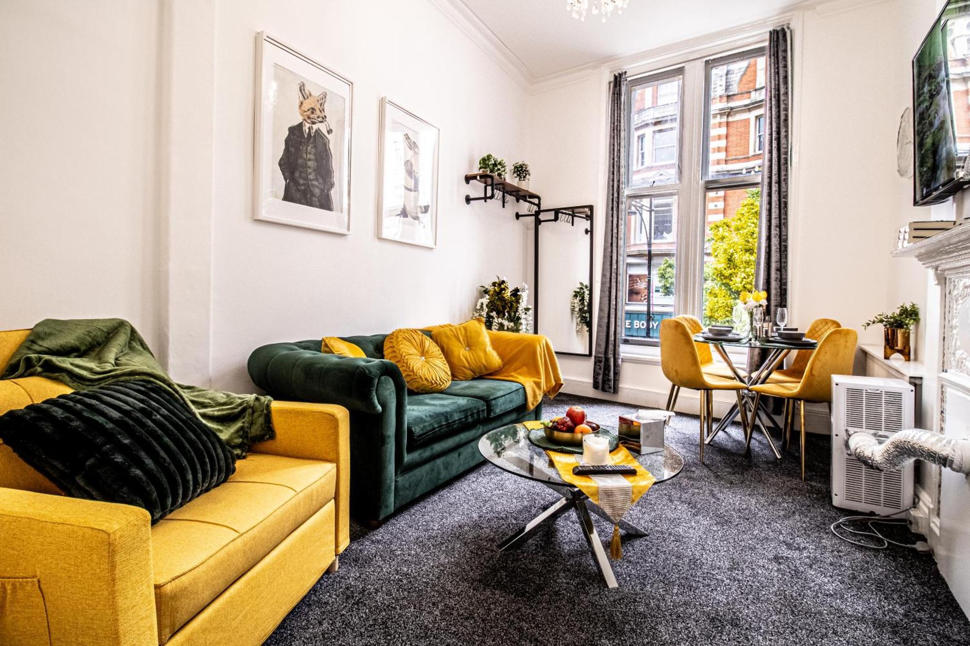 Luxurious Apartments On Oxford Street Londres Exterior foto