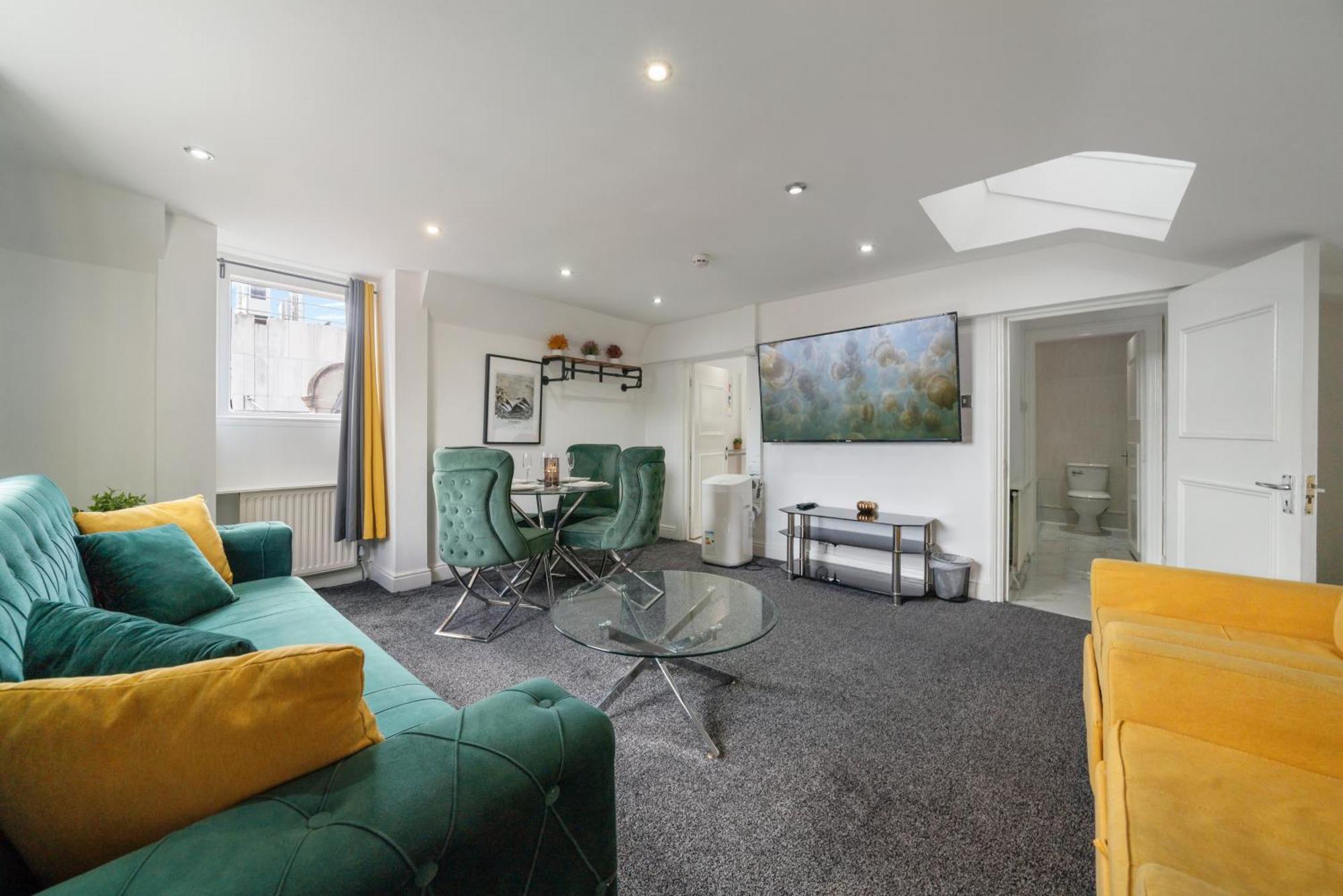 Luxurious Apartments On Oxford Street Londres Exterior foto